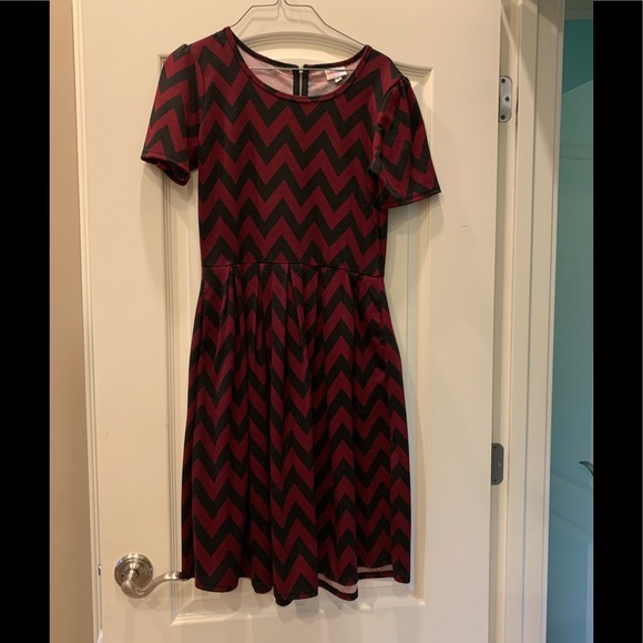 Lularoe Chevron Dress. Size M - Picture 1 of 2